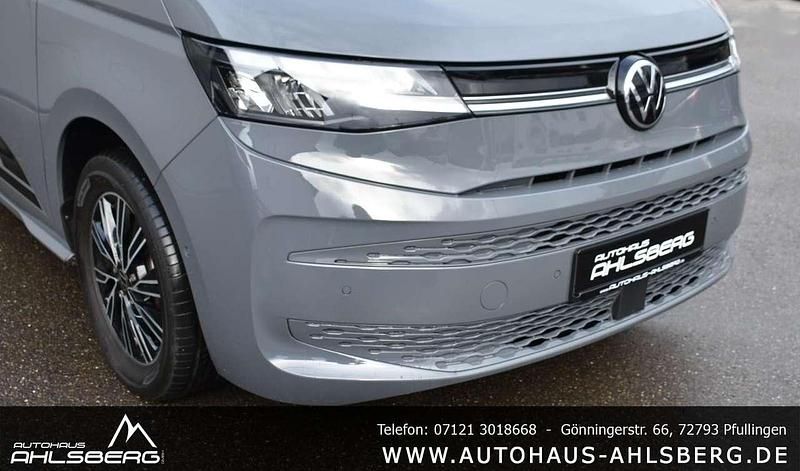 Gebraucht VW Multivan Edition 150 PS (110 kW) 2024 Pure grey Van