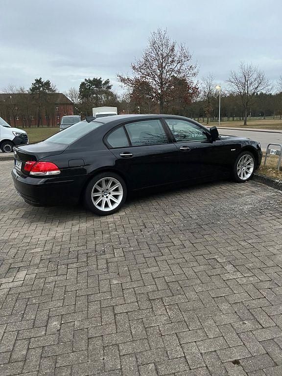 Gebraucht BMW 750L Performance 367 PS (269 kW) 2008 Schwarz Limousine