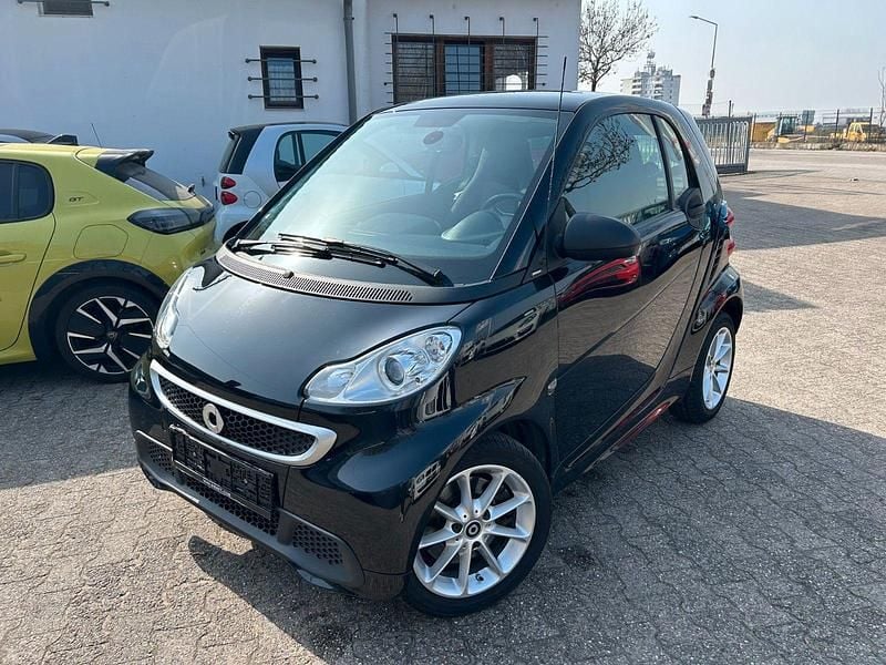 Gebraucht Smart ForTwo Coupé 84 PS (61 kW) 2014 Schwarz Coupé