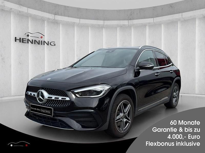 Schwarz Gebraucht 2020 Mercedes GLA250 AMG SUV | 31.780 € (Teuer) - Bild 1/4