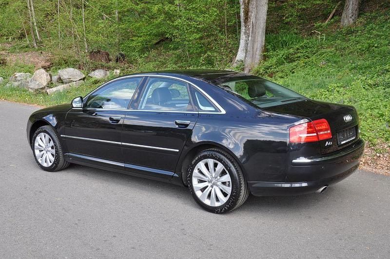 Usata Audi A8 232 CV (170 kW) 2010 Nero Berlina