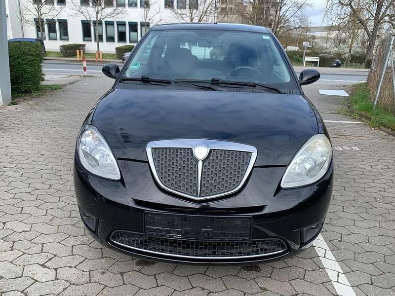 Gebraucht Lancia Ypsilon 77 PS (56 kW) 2007 Schwarz Kleinwagen