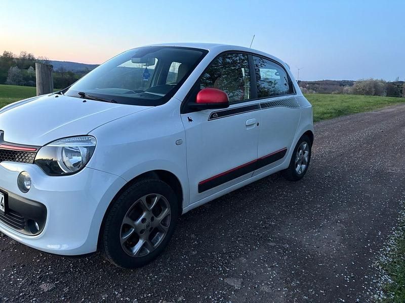 Gebraucht Renault Twingo Luxe 71 PS (52 kW) 2015 Weiß Kleinwagen