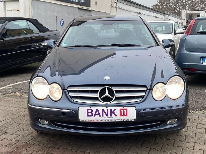 Gebraucht Mercedes CLK200 163 PS (119 kW) 2002 Blau Coupé