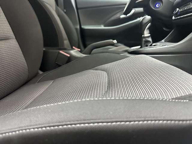 Rot metallic Gebraucht 2017 Hyundai i30 Pure | 13.160 € (Guter Preis) - Bild 1/3