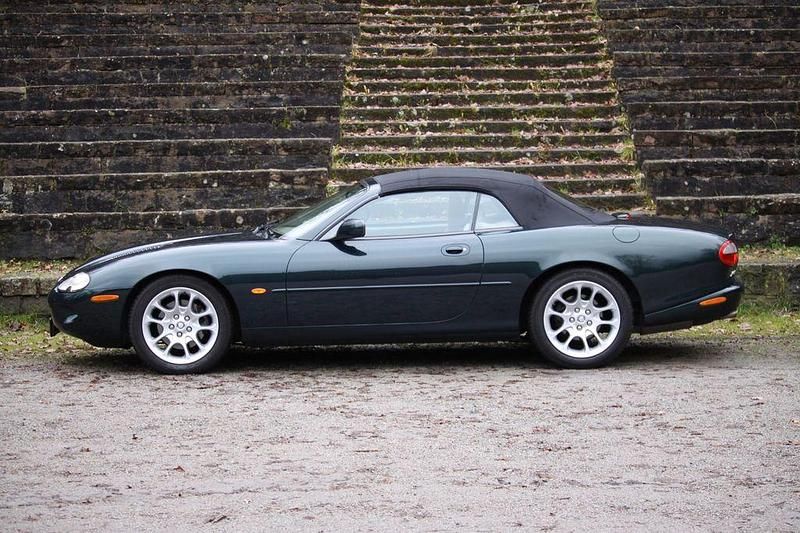 Gebraucht Jaguar XKR 363 PS (266 kW) 1999 Grün Cabrio