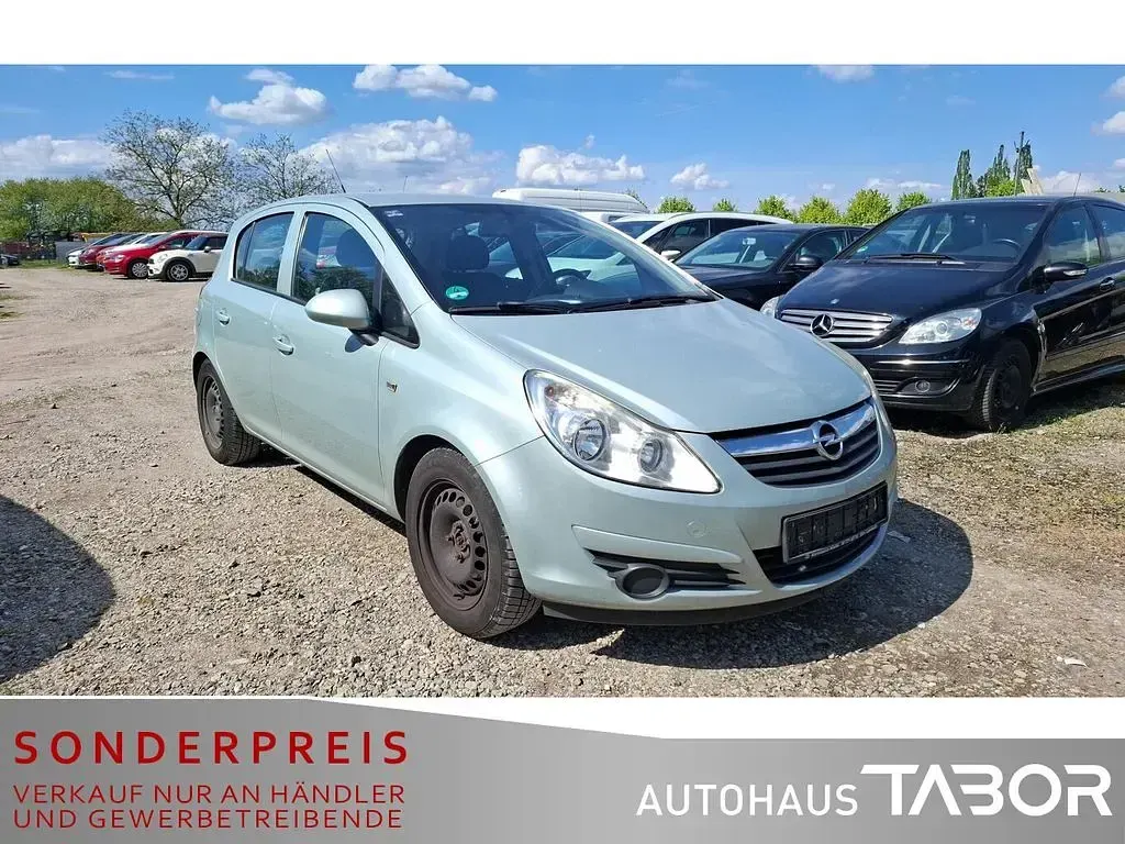 Usado Opel Corsa 80 HP (58 kW) 2009 Verde Citadino