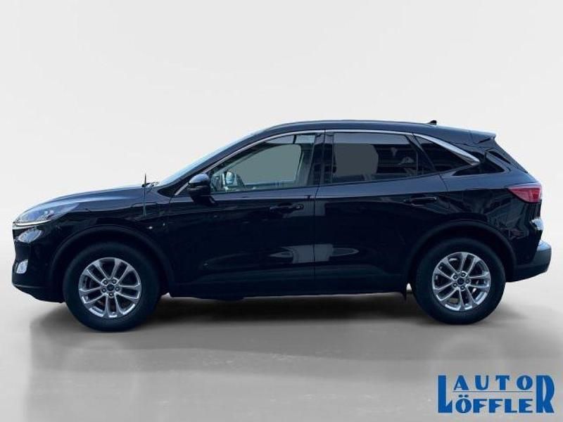 Usado Ford Kuga Titanium 152 HP (111 kW) 2022 Preto SUV