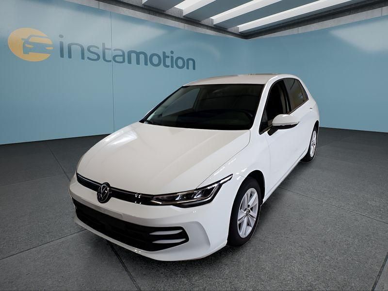 Weiß Gebraucht 2025 VW Golf VIII Kleinwagen | 26.099 € (Guter Preis) - Bild 1/4