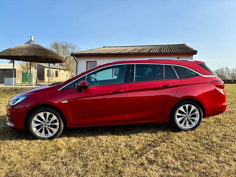 Gebraucht Opel Astra Elegance 145 PS (106 kW) 2020 Rot Kombi