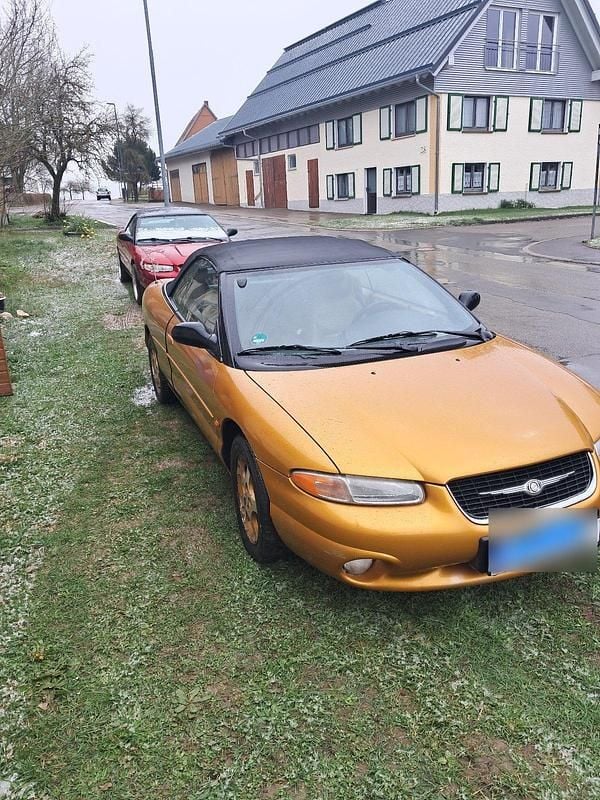 Gebraucht Chrysler Stratus 163 PS (119 kW) 2000 Gold Cabrio