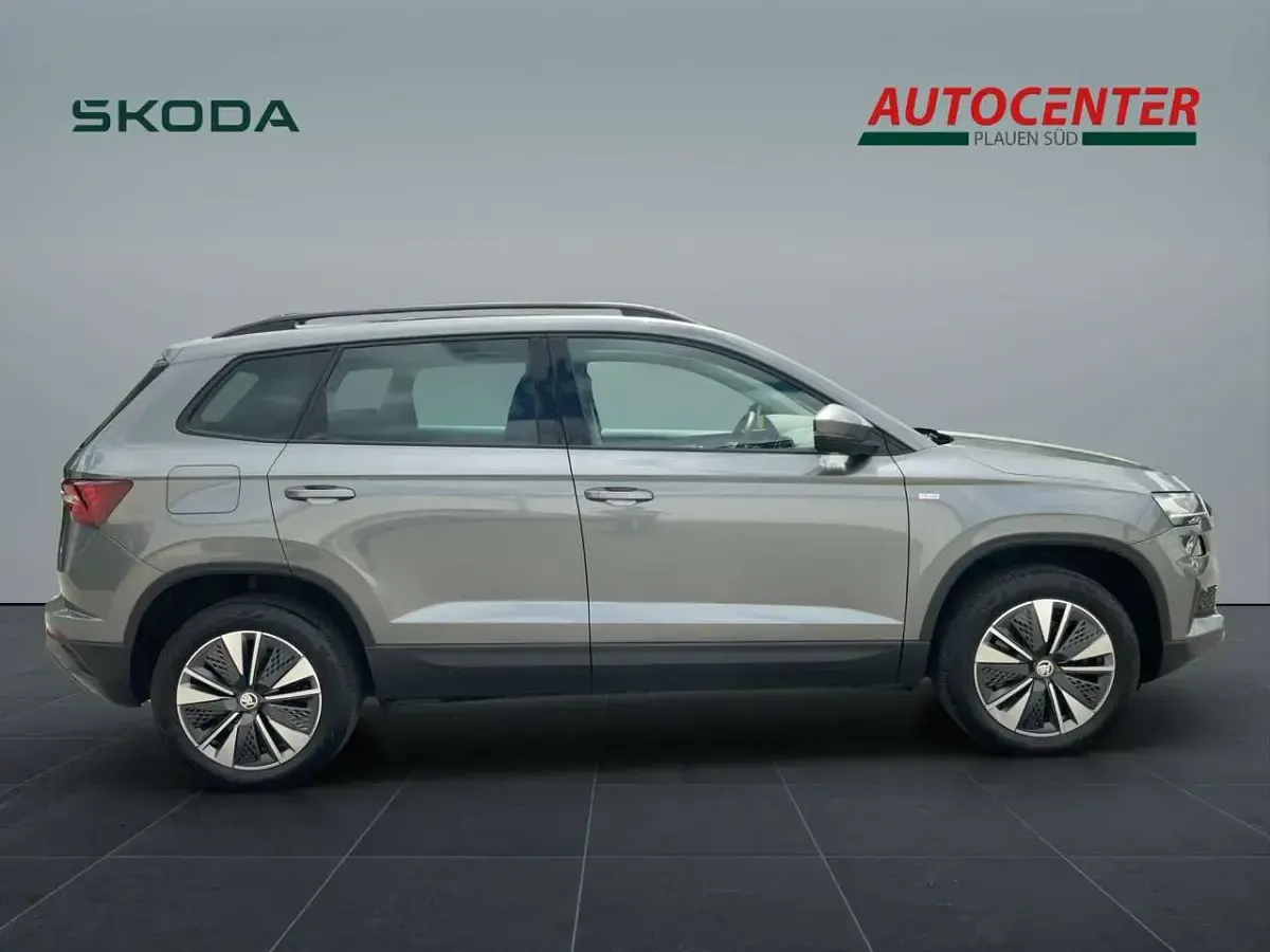 Gebraucht Skoda Karoq Tour 116 PS (85 kW) 2022 Graphitegrau metallic SUV