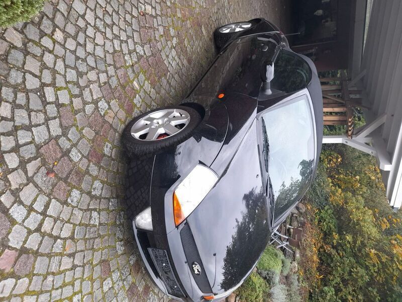 Gebraucht Ford StreetKa 95 PS (69 kW) 2004 Schwarz Cabrio