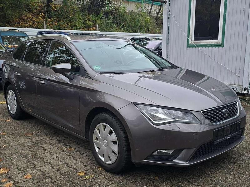 Gebraucht Seat Leon Style 110 PS (80 kW) 2016 "technic" grau Kombi