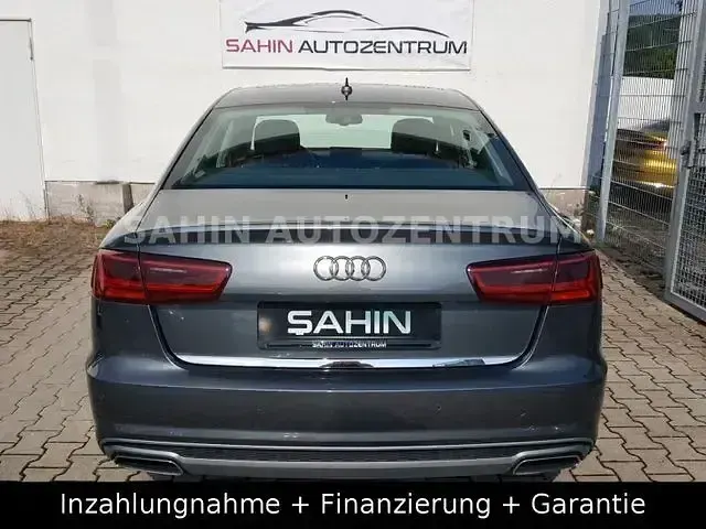 Gebraucht Audi A6 S-Line 218 PS (160 kW) 2015 Grau Limousine