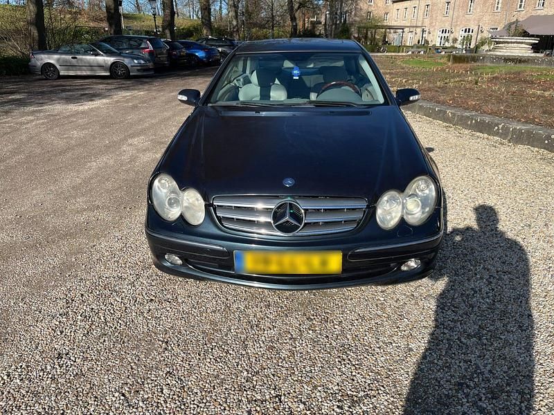 Gebraucht Mercedes CLK320 218 PS (160 kW) 2003 Schwarz Coupé