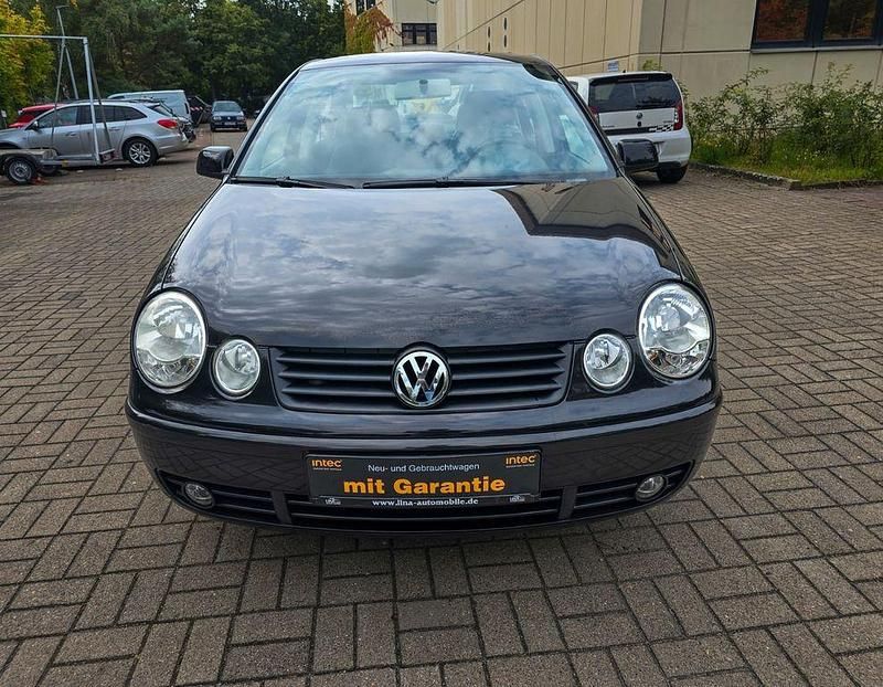 Schwarz Gebraucht 2005 VW Polo Comfortline Limousine | 3.499 € (Guter Preis) - Bild 1/4