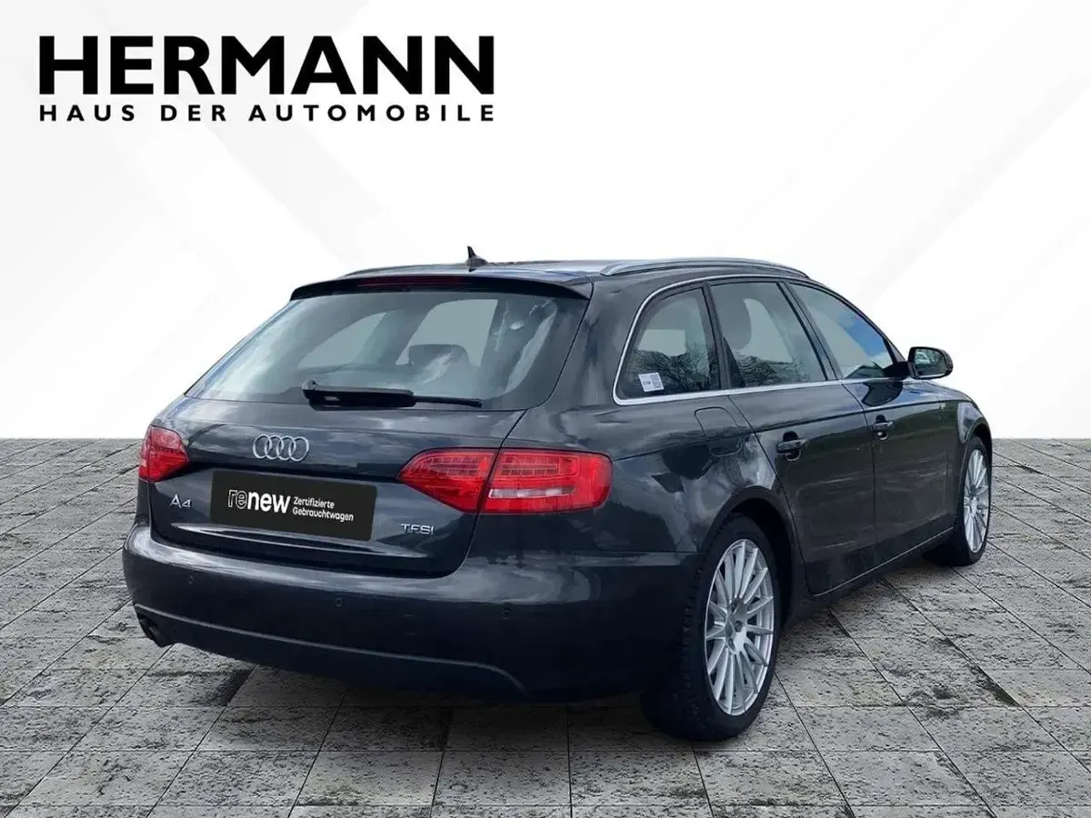 Gebraucht Audi A4 Ambition 160 PS (117 kW) 2011 Grau Kombi