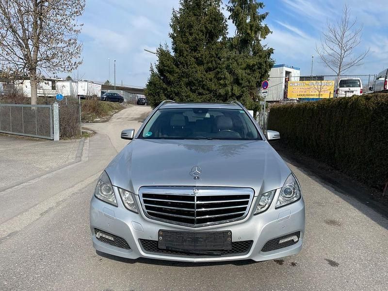 Gebraucht Mercedes E350 231 PS (169 kW) 2009 Silber Kombi