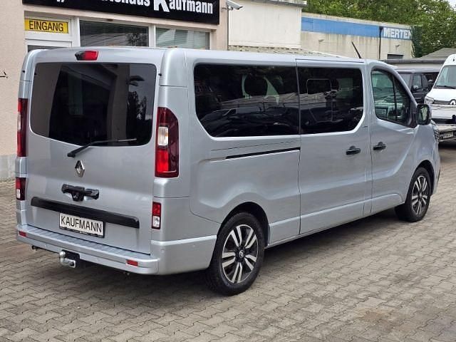 Gebraucht Renault Trafic 170 PS (125 kW) 2023 Silber Van / Kleinbus