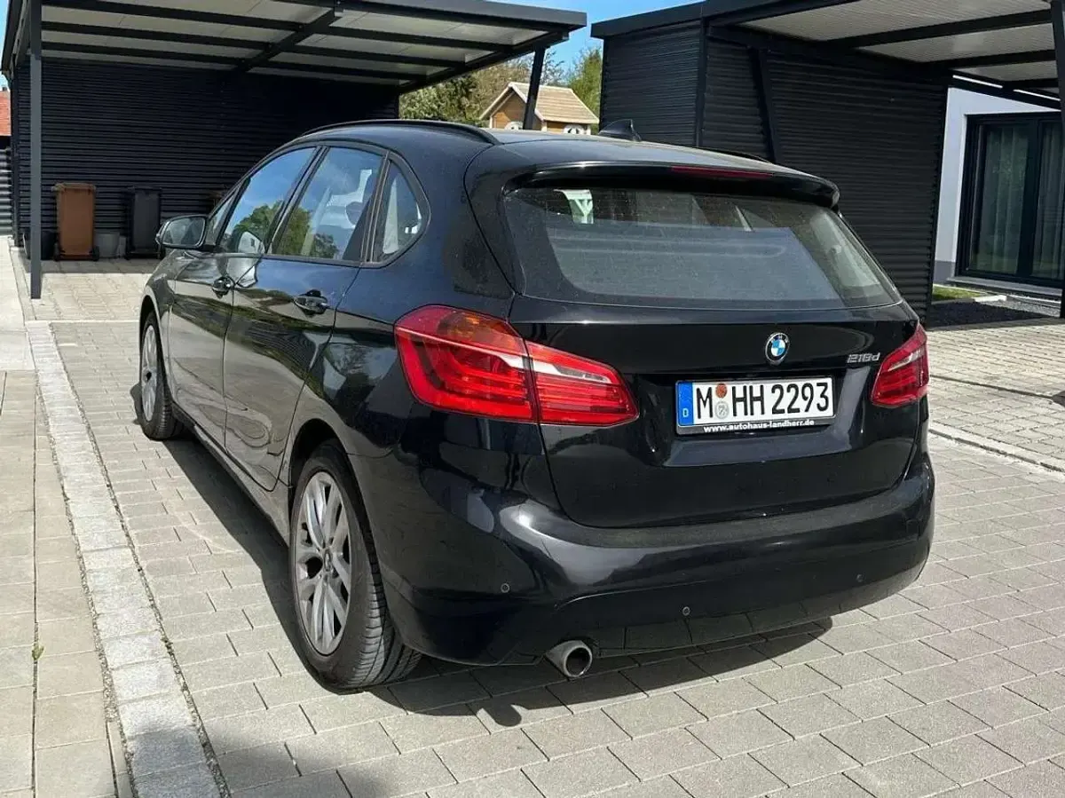 Gebraucht BMW 218 150 PS (110 kW) 2016 Schwarz Kombi