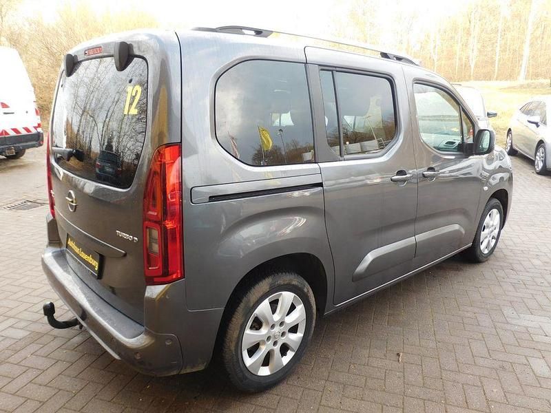 Gebraucht Opel Combo 131 PS (96 kW) 2019 Grau Van / Kleinbus