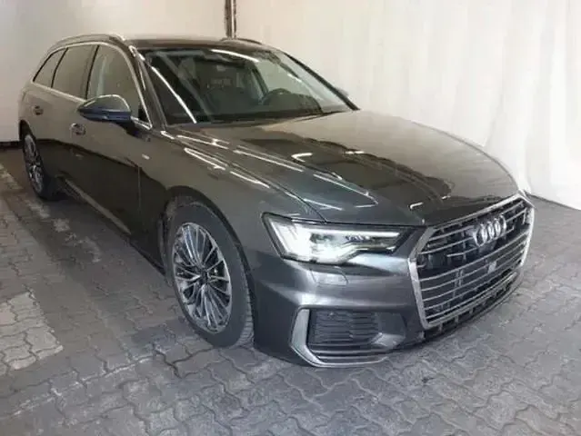 Gebraucht Audi A6 Ambiente 367 PS (269 kW) 2022 Grau Limousine