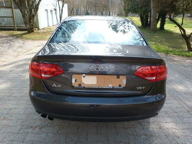 Gebraucht Audi A4 Ambiente 120 PS (88 kW) 2009 Schwarz Limousine