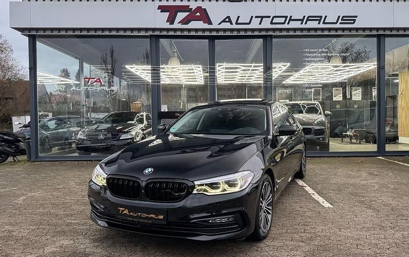 Schwarz Gebraucht 2018 BMW 530 Shadowline Limousine | 23.900 € (Superpreis) - Bild 1/4