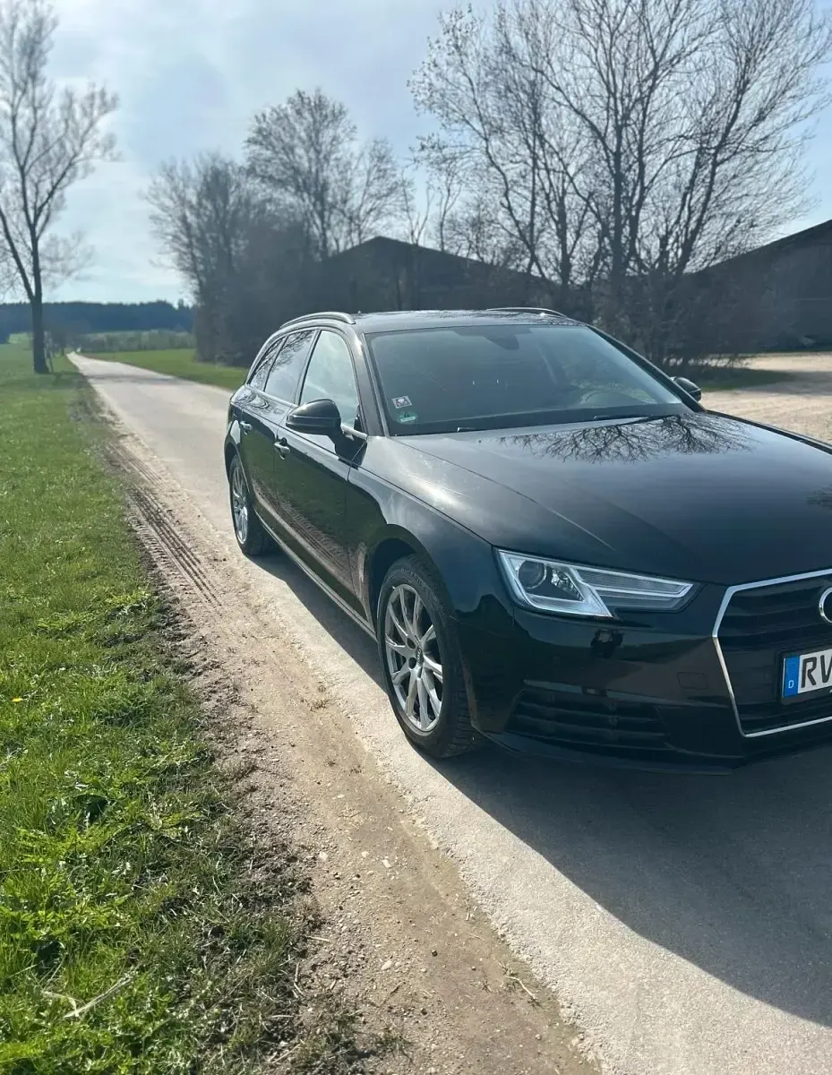 Gebraucht Audi A4 190 PS (139 kW) 2017 Schwarz Kombi