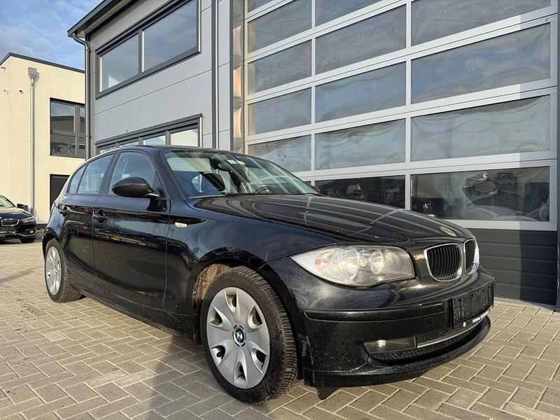 Schwarz Gebraucht 2007 BMW 118 Advantage Kleinwagen | 2.790 € (Guter Preis) - Bild 1/4