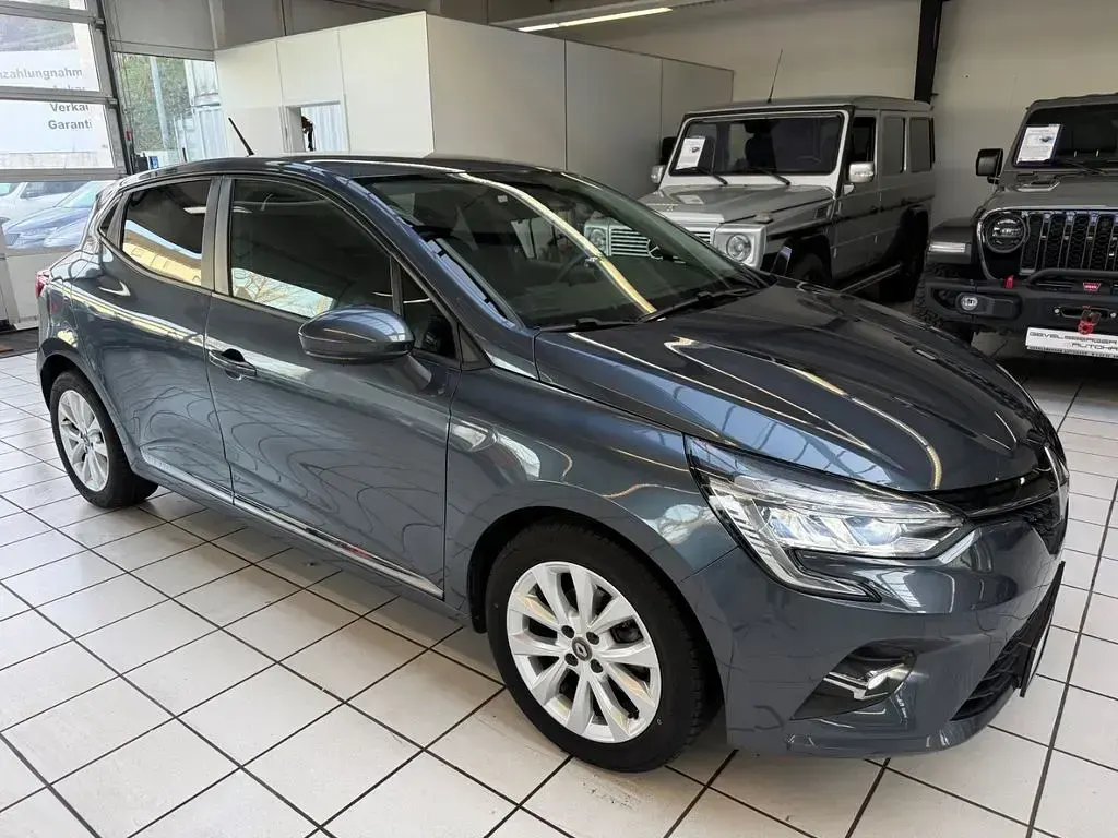 Gebraucht Renault Clio IV Experience 72 PS (52 kW) 2020 Grau Limousine