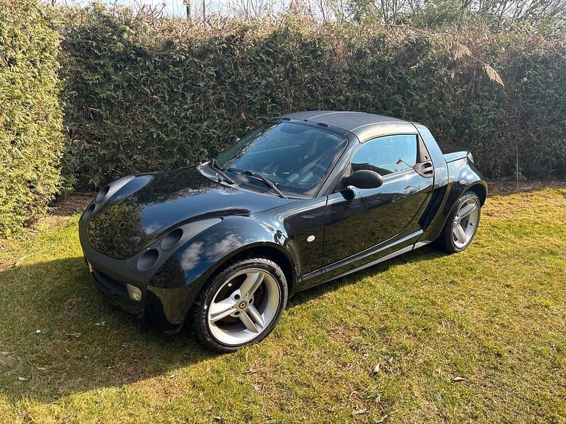 Schwarz Gebraucht 2003 Smart Roadster Cabrio | 4.990 € - Bild 1/4