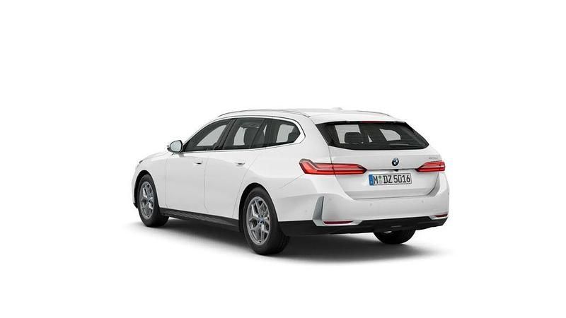 Neu BMW 520 197 PS (144 kW) 2025 Alpinweiss uni Kombi