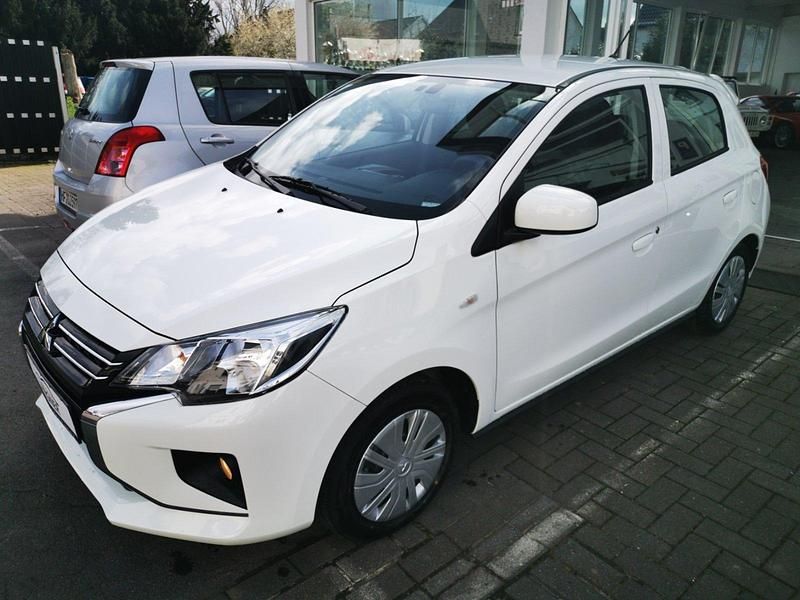 Weiß Gebraucht 2024 Mitsubishi Space Star Select Kleinwagen | 13.490 € (Fairer Preis) - Bild 1/4