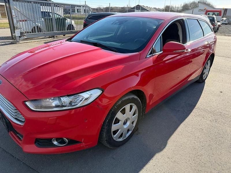 Gebraucht Ford Mondeo Titanium 150 PS (110 kW) 2016 Schwarz Limousine