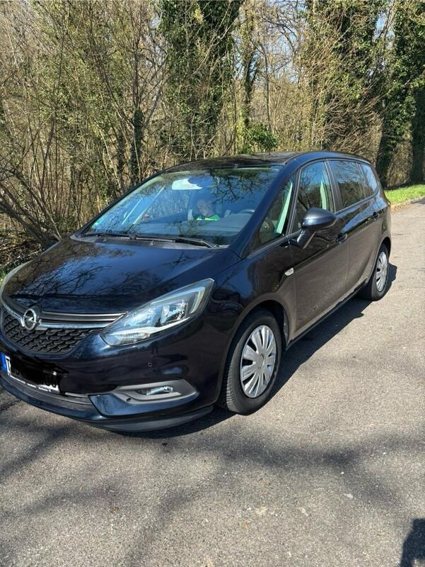 Blau Gebraucht 2018 Opel Zafira Tourer Van / Kleinbus | 10.800 € (Superpreis) - Bild 1/4