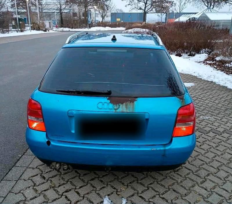 Gebraucht Audi A4 116 PS (85 kW) 2001 Blau Kombi