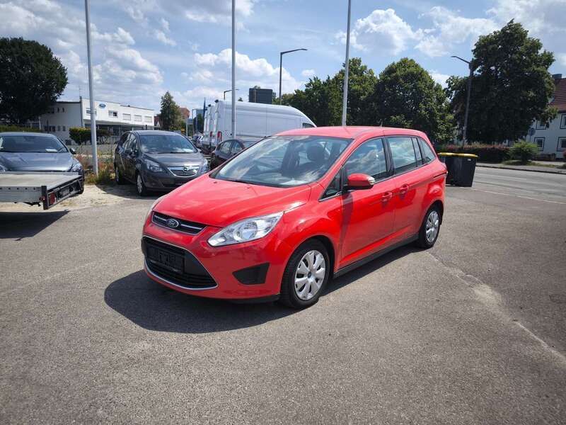 Coloradorot Gebraucht 2013 Ford Grand C-Max Trend Van / Kleinbus | 5.600 € (Fairer Preis) - Bild 1/4