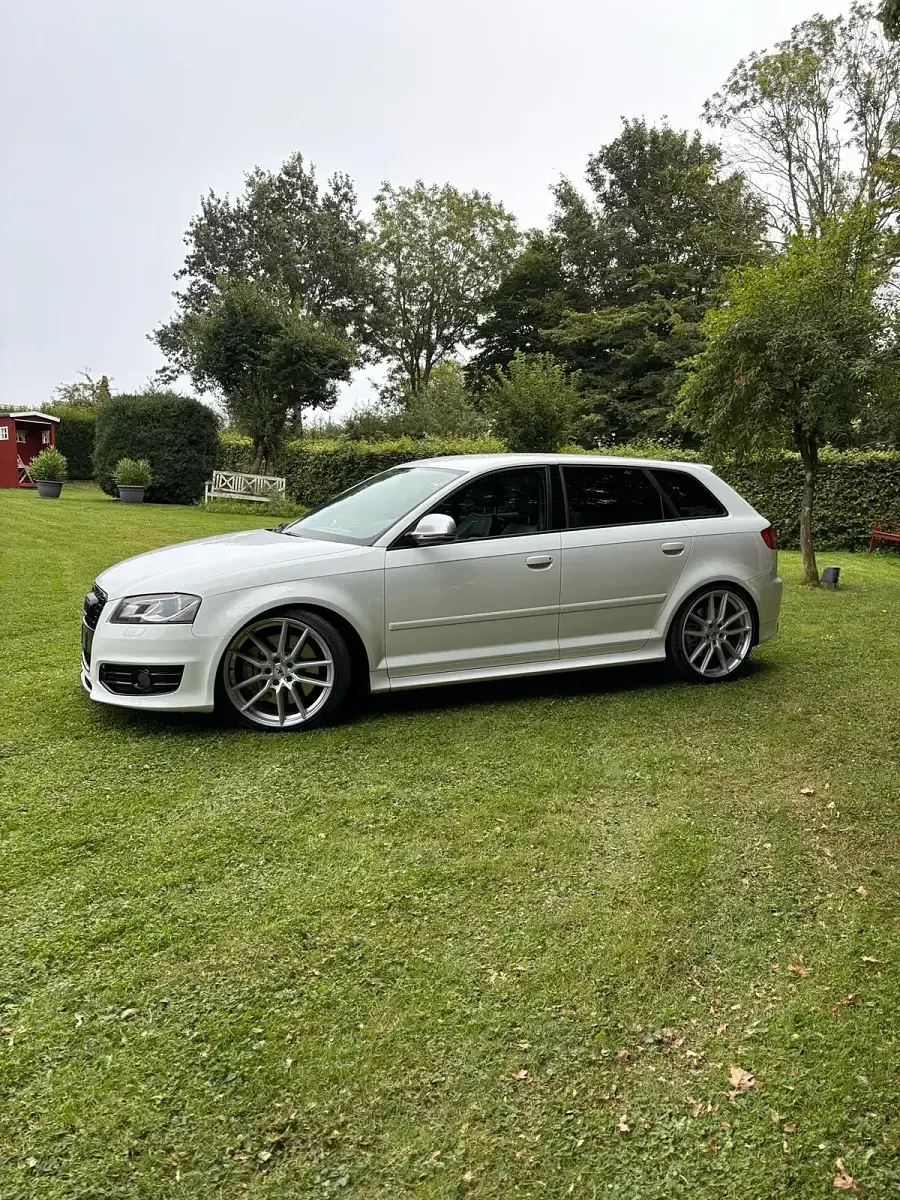 Gebraucht Audi S3 Sportback 265 PS (194 kW) 2009 Weiß Kleinwagen