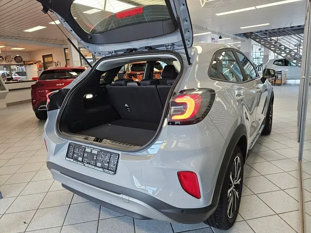 Gebraucht Ford Puma Titanium 155 PS (114 kW) 2021 Fancygrau (metallic) SUV