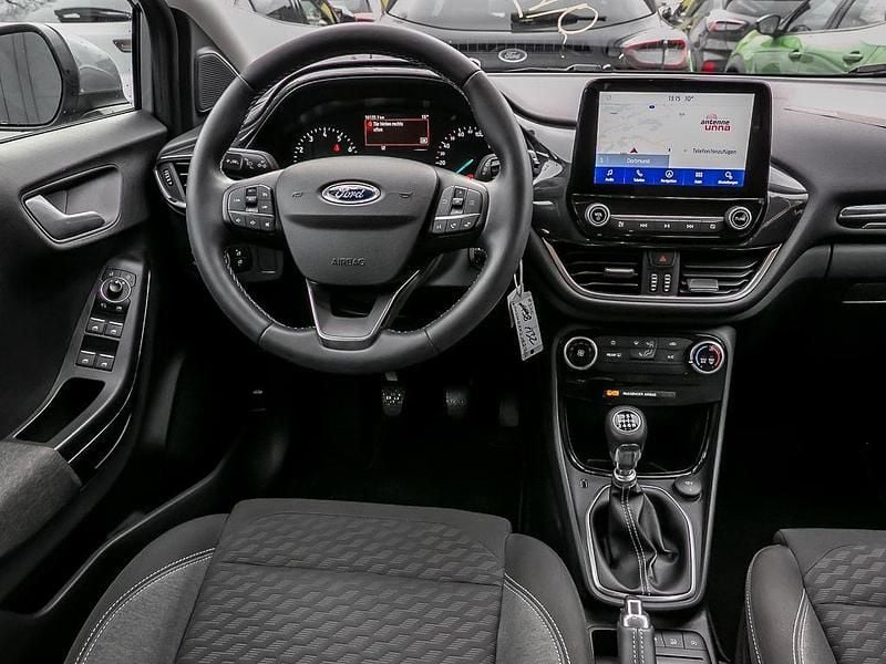 Używany Ford Puma Titanium 125 KM (91 kW) 2022 Szary SUV