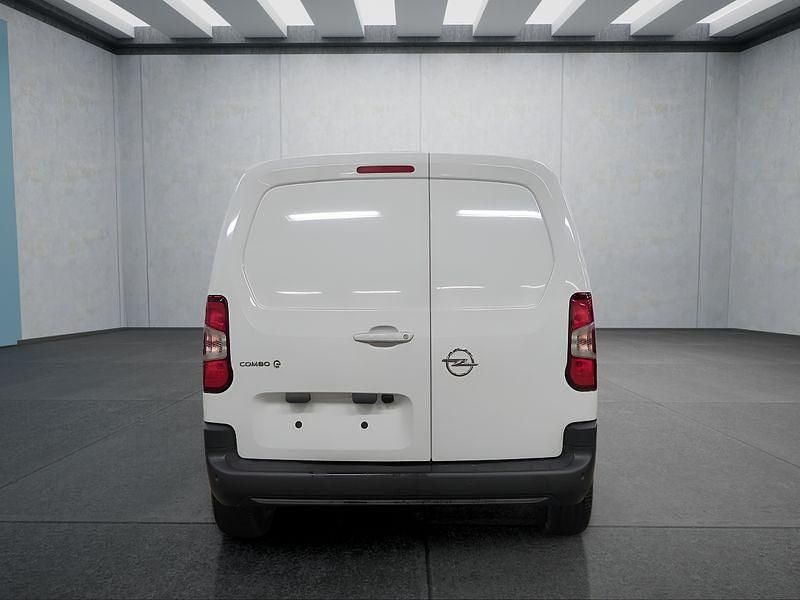 Gebraucht Opel Combo-e Life 100 kW (136 PS) 2024 Weiß Limousine