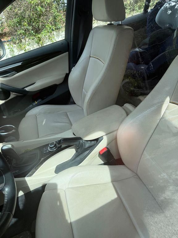 Gebraucht BMW X1 143 PS (105 kW) 2011 Grau SUV