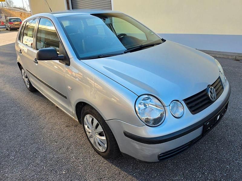 Gebraucht VW Polo Basis 64 PS (47 kW) 2002 Grau Limousine