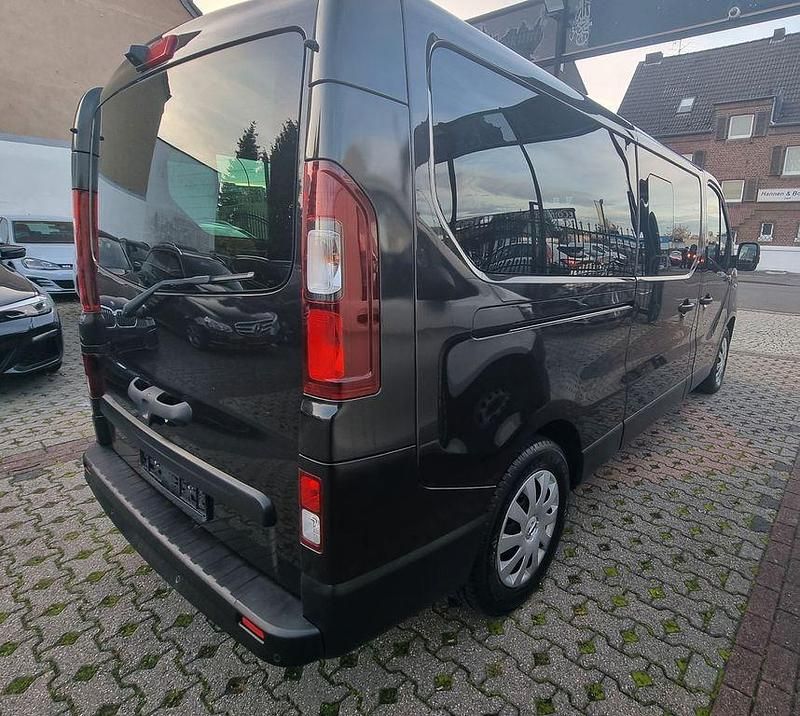 Gebraucht Nissan NV300 Premium Edition 120 PS (88 kW) 2019 Schwarz Van
