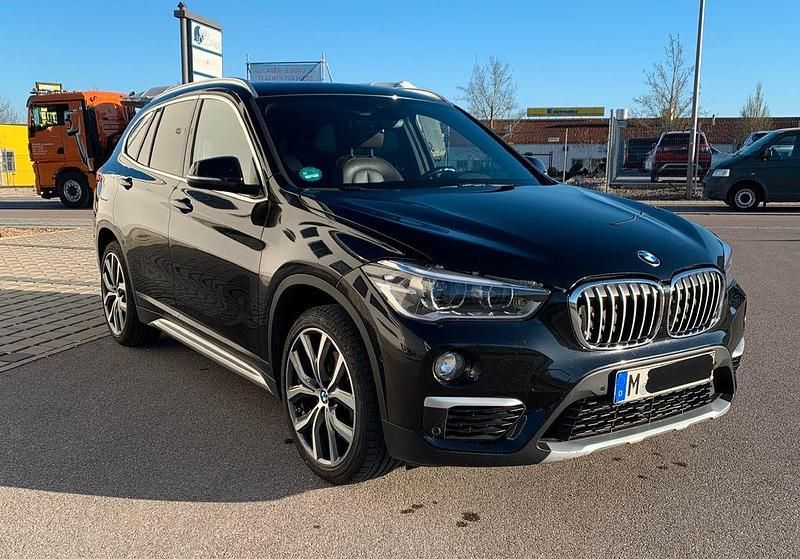 Gebraucht BMW X1 192 PS (141 kW) 2015 Schwarz SUV