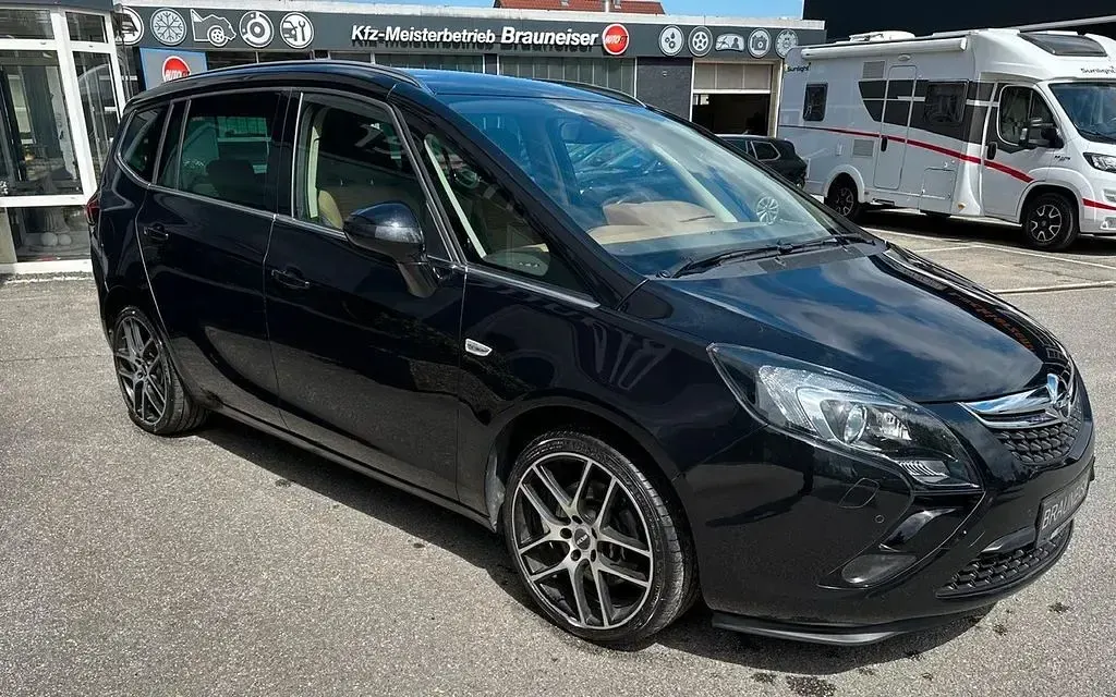 Gebraucht Opel Zafira Tourer Innovation 170 PS (125 kW) 2013 Schwarz Van / Kleinbus