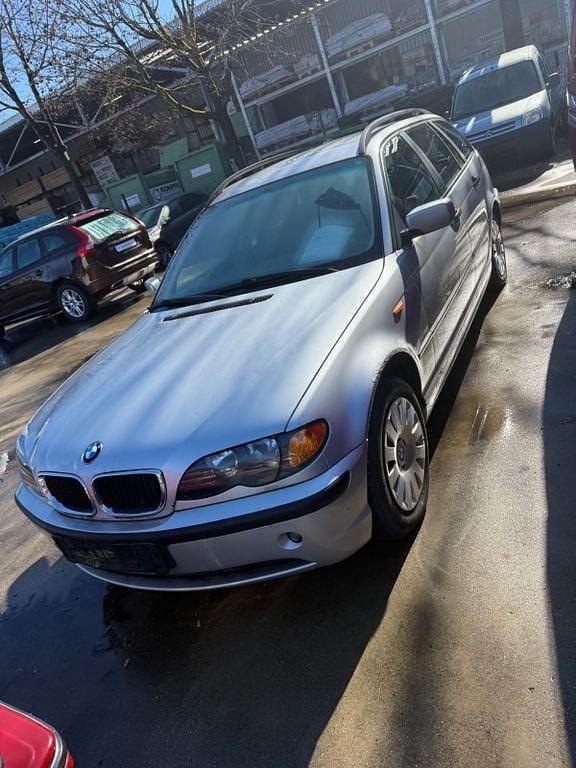 Gebraucht BMW 316 Lifestyle 116 PS (85 kW) 2003 Silber Kombi
