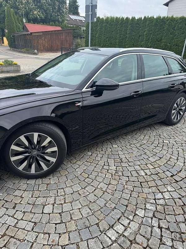 Schwarz Gebraucht 2021 Audi A6 Basis Kombi | 33.000 € (Superpreis) - Bild 1/2